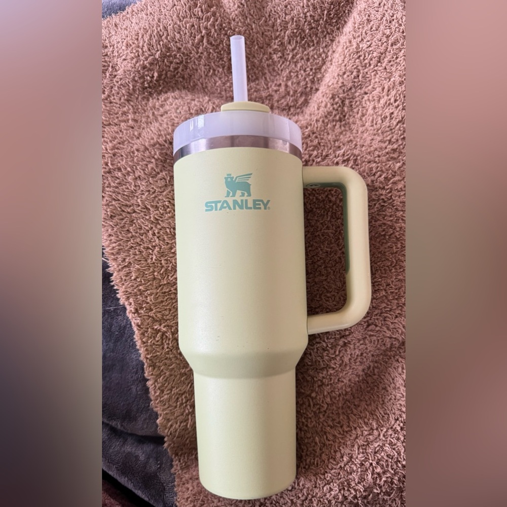 Stanley Citron Tumbler with Handle 40 oz